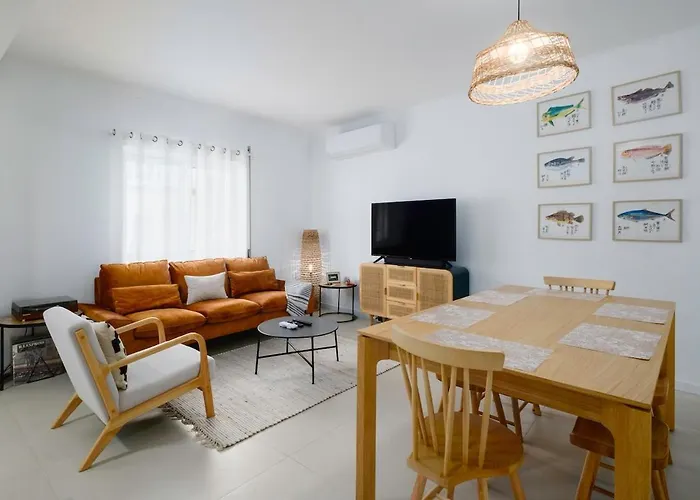 Gorila - Coastal * Porto Formoso